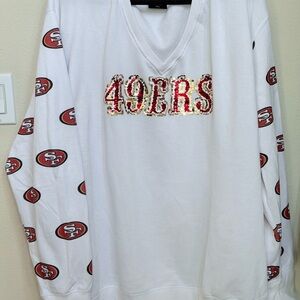 49ers White Sweatshirt with Logo Accents